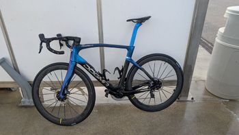 Used Pinarello Dogma SRAM Force eTap AXS 2024 Road & Gravel, Blue — image 4 of 9
