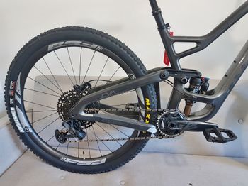 Used Niner NINER RIP 9 RDO GX Eagle FOX Factory DT SWISS F535  FSA I29 Carbon 2023 Mountainbike, Black — image 5 of 61
