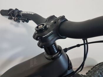 Used Niner NINER RIP 9 RDO GX Eagle FOX Factory DT SWISS F535  FSA I29 Carbon 2023 Mountainbike, Black — image 17 of 61