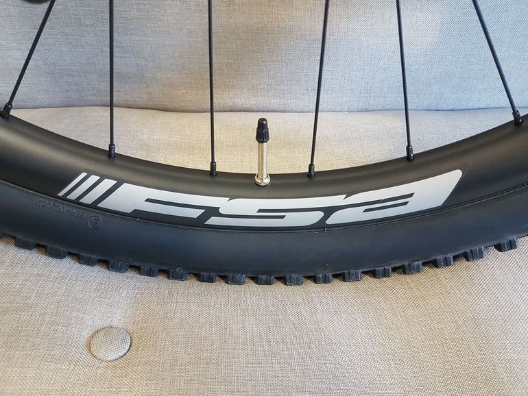 Used Niner NINER RIP 9 RDO GX Eagle FOX Factory DT SWISS F535  FSA I29 Carbon 2023 Mountainbike, Black — image 42 of 61