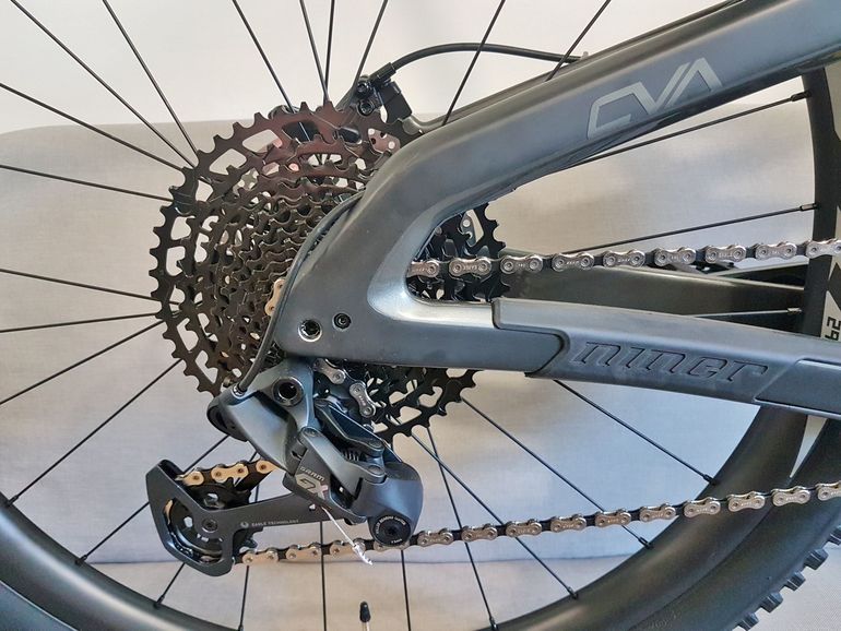Used Niner NINER RIP 9 RDO GX Eagle FOX Factory DT SWISS F535  FSA I29 Carbon 2023 Mountainbike, Black — image 6 of 61