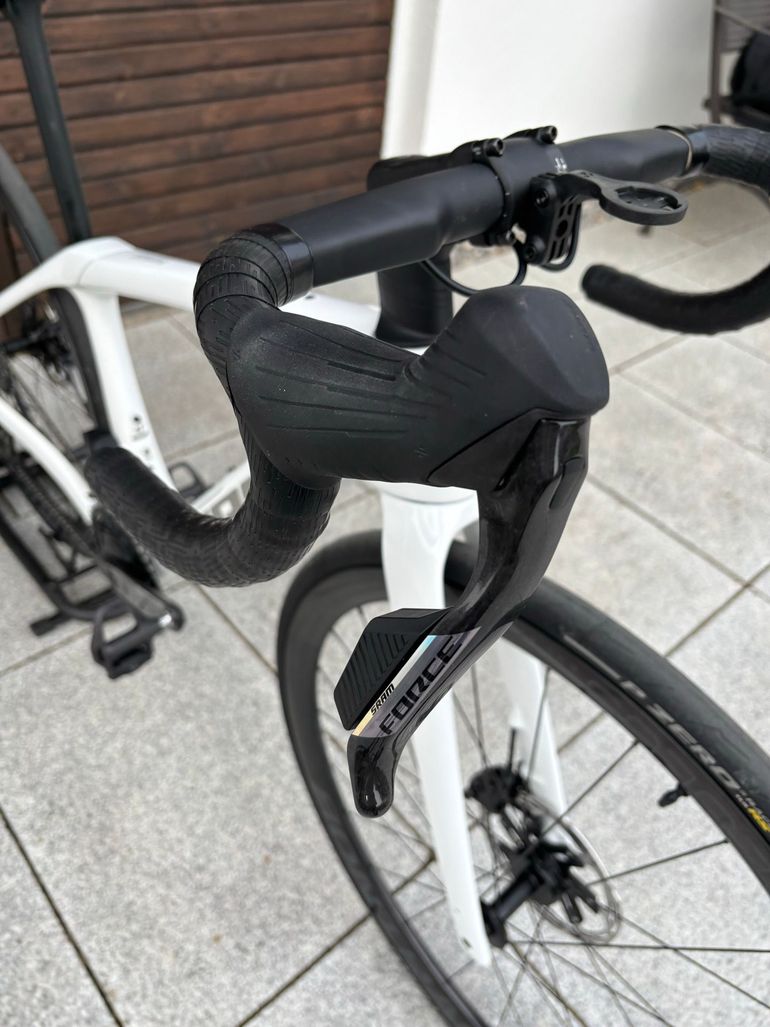 Used Trek Domane SLR 7 Gen 4 2026 2026 Road & Gravel, Weiß — image 6 of 9