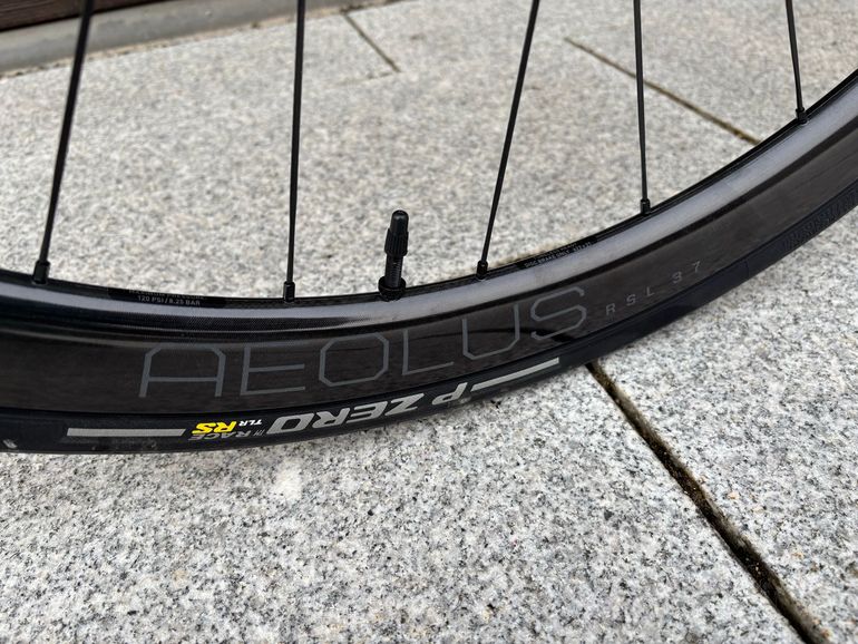 Used Trek Domane SLR 7 Gen 4 2026 2026 Road & Gravel, Weiß — image 8 of 9