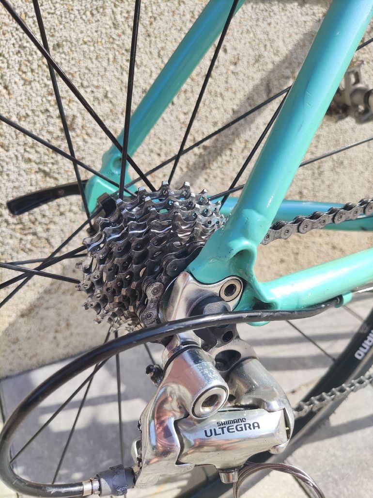 Used Bianchi Bianchi SL3 Lite Alloy RC Ultegra 2010 Road & Gravel, Green — image 15 of 15