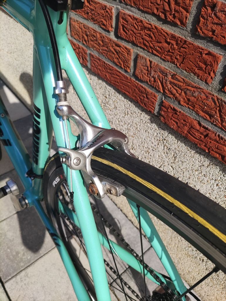 Used Bianchi Bianchi SL3 Lite Alloy RC Ultegra 2010 Road & Gravel, Green — image 12 of 15