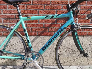 Used Bianchi Bianchi SL3 Lite Alloy RC Ultegra 2010 Road & Gravel, Green — image 13 of 15