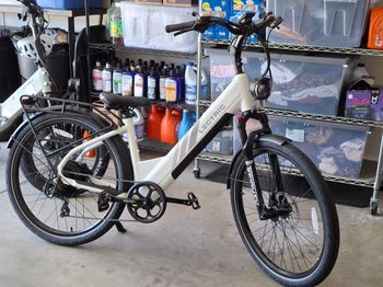 Used Lectric XPRESS 750 LOW STEP (WHITE) 2026 Road & Gravel, White — image 5 of 5