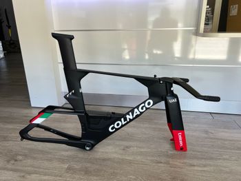 Used Colnago Custom Frameset 2025 Road & Gravel, Black — image 5 of 6