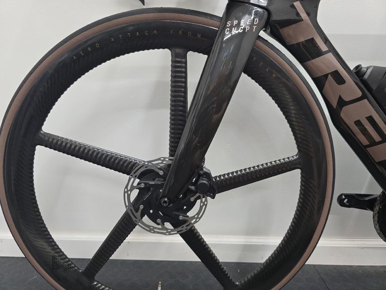 Used Trek Speed Concept SLR Frameset 2026 2026 Road & Gravel, Black — image 16 of 17