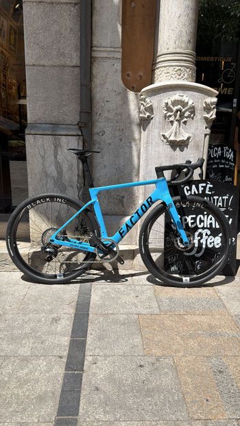 Used Factor Ostro Gravel - SRAM Force XPLR w/ Power Meter 2025 2025 Carretera y gravel