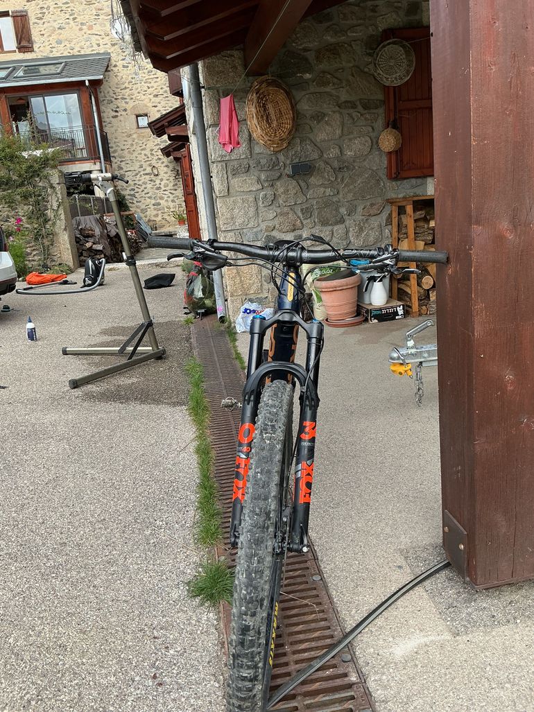 Used Orbea RISE M10 20mph 2021 2021 Mountainbike — image 6 of 7
