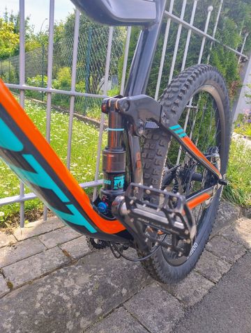 Used Scott Genius 730 2018 2018 Mountainbike, Orange, 27.5 — image 8 of 9