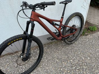 Used Specialized Specialized Stumpjumper Carbon, S4, 2024, Custom XT 2024 Mountainbike, Orange — image 17 of 39