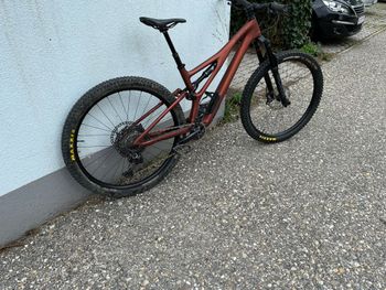 Used Specialized Specialized Stumpjumper Carbon, S4, 2024, Custom XT 2024 Mountainbike, Orange — image 3 of 39
