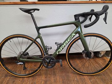 Gebrauchtes Orbea ORCA M20iTEAM 2025 2025 Road & Gravel, Grün — Bild 1 von 6
