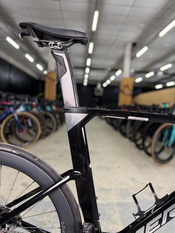 Used Merida TIME WARP TRI LIMITED 2025 2025 Road & Gravel, Black — image 8 of 15