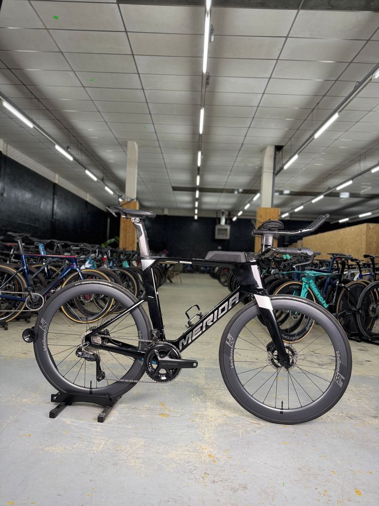 Used Merida TIME WARP TRI LIMITED 2025 2025 Road & Gravel, Black — image 1 of 15