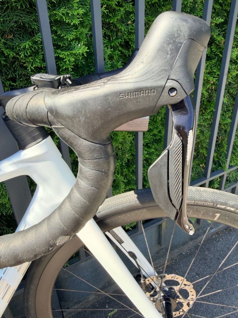 Used Giant Defy Advanced Pro 1 2024 2024 Road & Gravel, Bianco — image 12 of 16