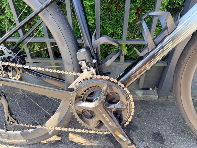 Used Giant Defy Advanced Pro 1 2024 2024 Road & Gravel, Bianco — image 6 of 16