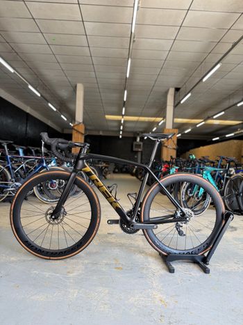 Used Trek Emonda SLR AXS Carbon 2023 Road & Gravel, Black — image 16 of 24