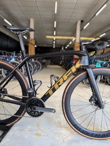 Used Trek Emonda SLR AXS Carbon 2023 Road & Gravel, Black — image 13 of 24
