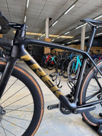 Used Trek Emonda SLR AXS Carbon 2023 Road & Gravel, Black — image 19 of 24