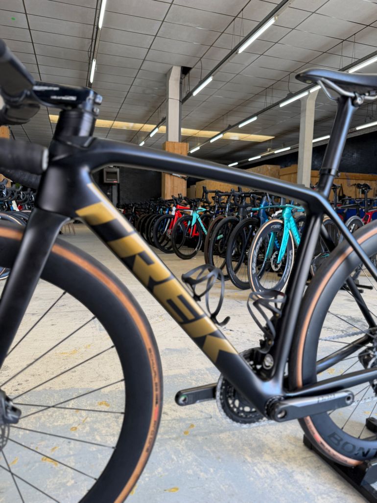 Used Trek Emonda SLR AXS Carbon 2023 Road & Gravel, Black — image 19 of 24