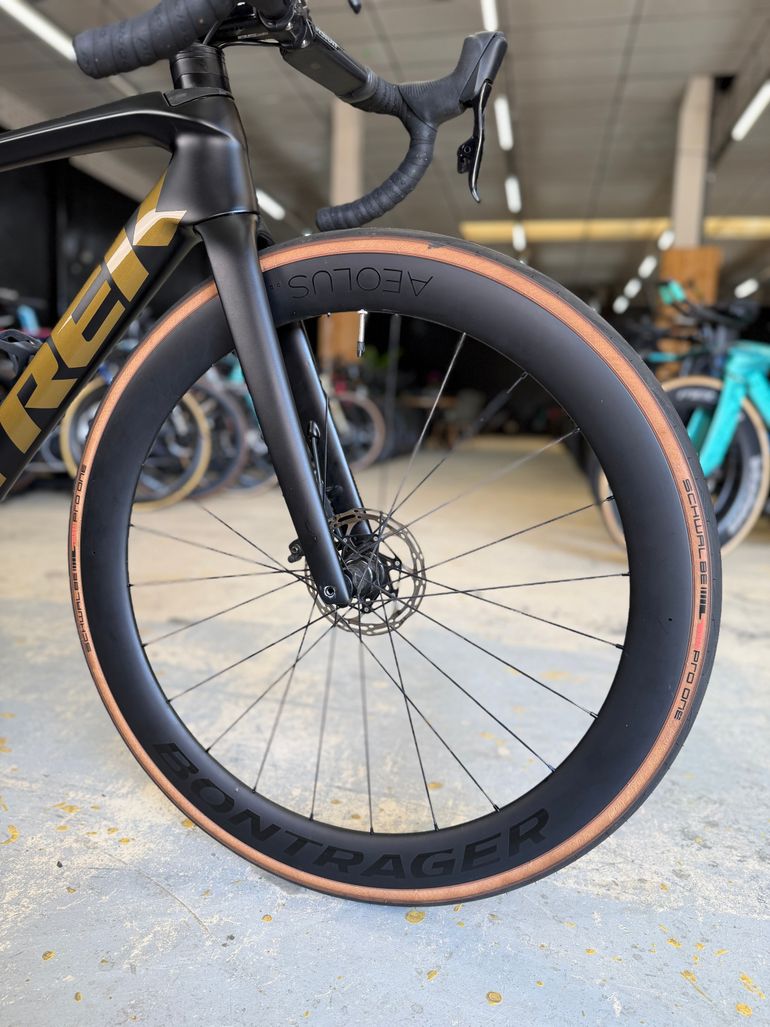 Used Trek Emonda SLR AXS Carbon 2023 Road & Gravel, Black — image 4 of 24