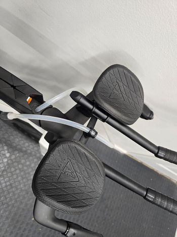 Used BMC Timemachine SRAM Rival eTap AXS 2025 Road & Gravel, White — image 9 of 17