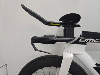 Used BMC Timemachine SRAM Rival eTap AXS 2025 Road & Gravel, White — image 16 of 17