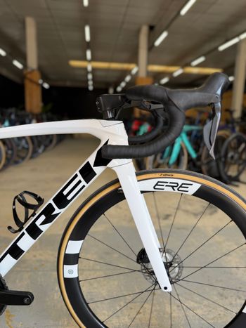 Used Trek Émonda SLR 7 2023 2023 Road & Gravel, White — image 7 of 24
