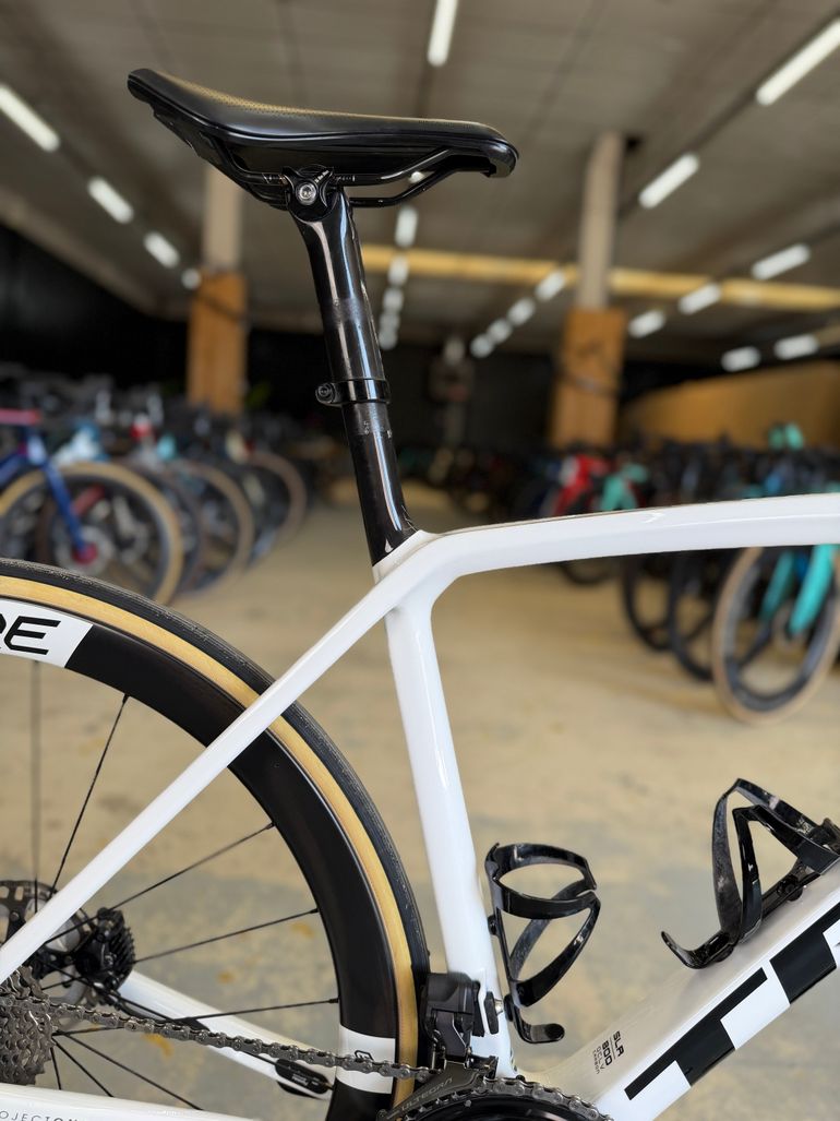 Used Trek Émonda SLR 7 2023 2023 Road & Gravel, White — image 11 of 24