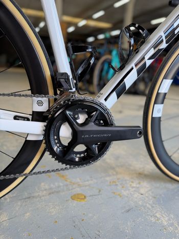Used Trek Émonda SLR 7 2023 2023 Road & Gravel, White — image 14 of 24
