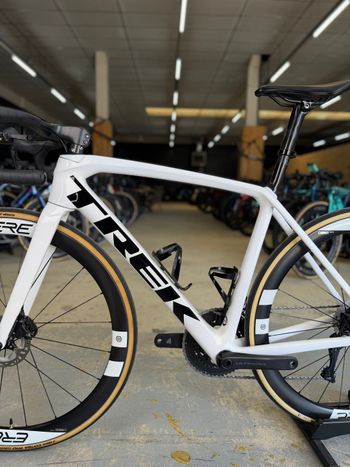 Used Trek Émonda SLR 7 2023 2023 Road & Gravel, White — image 24 of 24