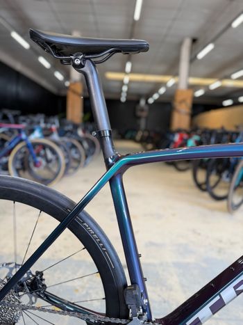 Used Trek Emonda SLR Di2 Carbon 2024 Road & Gravel, Green — image 11 of 24