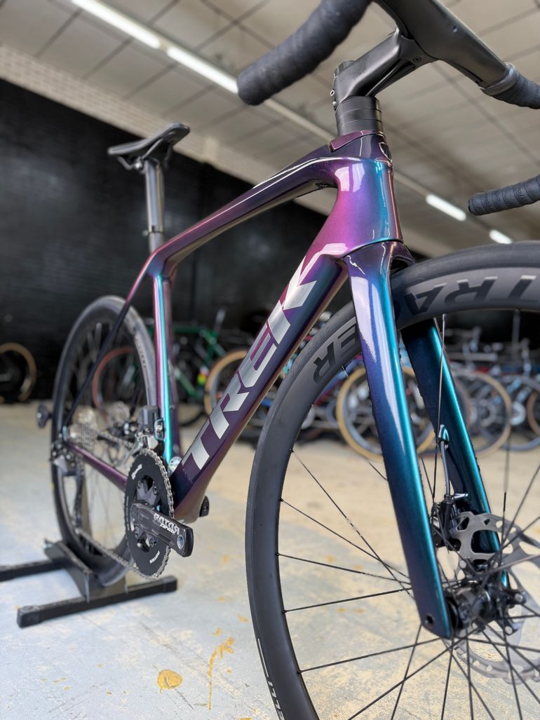Used Trek Emonda SLR Di2 Carbon 2024 Road & Gravel, Green — image 2 of 24