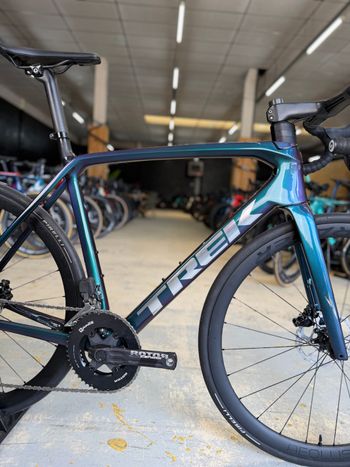 Used Trek Emonda SLR Di2 Carbon 2024 Road & Gravel, Green — image 14 of 24