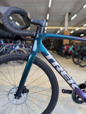 Used Trek Emonda SLR Di2 Carbon 2024 Road & Gravel, Green — image 20 of 24
