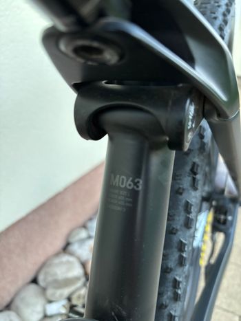 Used Canyon Lux CF SLX 9 LTD 2022 2022 Mountainbike, Black, 29 — image 11 of 11