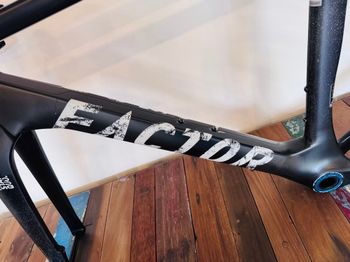 Used Factor Ostro Frameset 2025 Road & Gravel — image 4 of 8