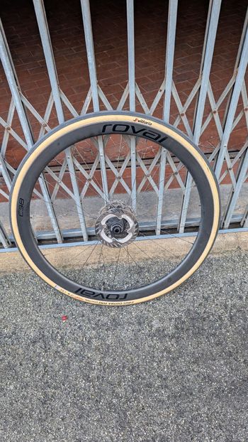 Used Specialized Tarmac SL7 Expert - Ultegra Di2 2022 2022 Road & Gravel, Green — image 7 of 11