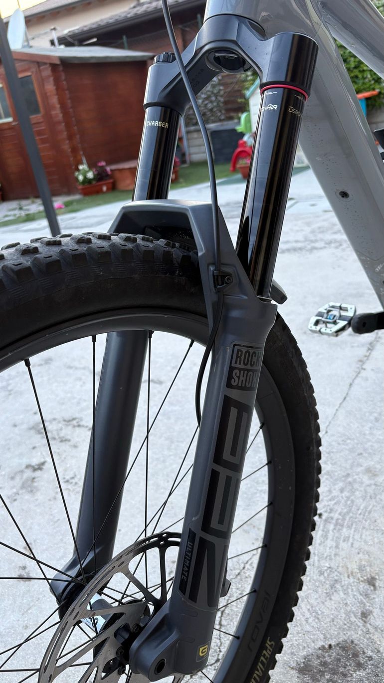 Used Specialized Specialized KENEVO SL Expert 2022 Mountainbike, Light Gray — image 4 of 8