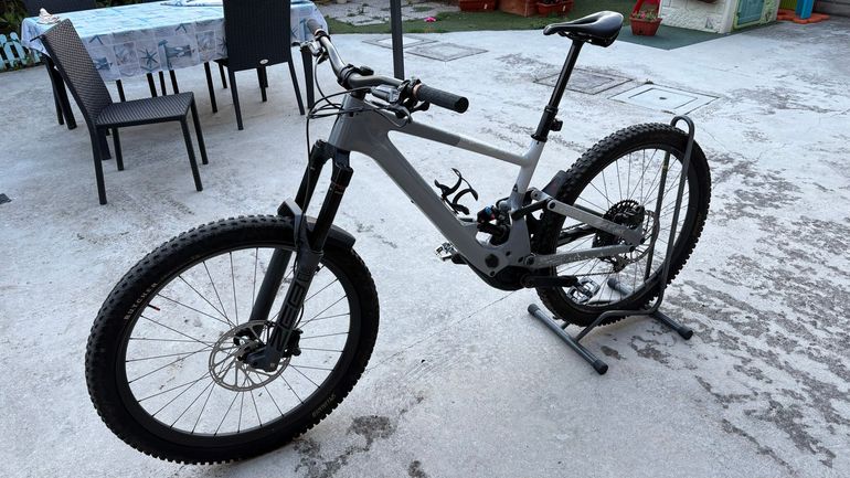 Used Specialized Specialized KENEVO SL Expert 2022 Mountainbike, Light Gray — image 8 of 8