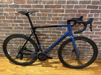 Used Canyon Ultimate CF SL 7 eTap 2023 2023 Road & Gravel