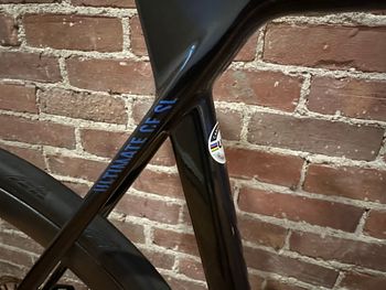 Used Canyon Ultimate CF SL 7 eTap 2023 2023 Road & Gravel, Blue — image 8 of 8