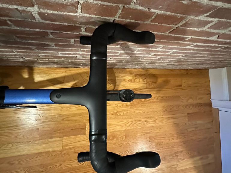 Used Canyon Ultimate CF SL 7 eTap 2023 2023 Road & Gravel, Blue — image 5 of 8