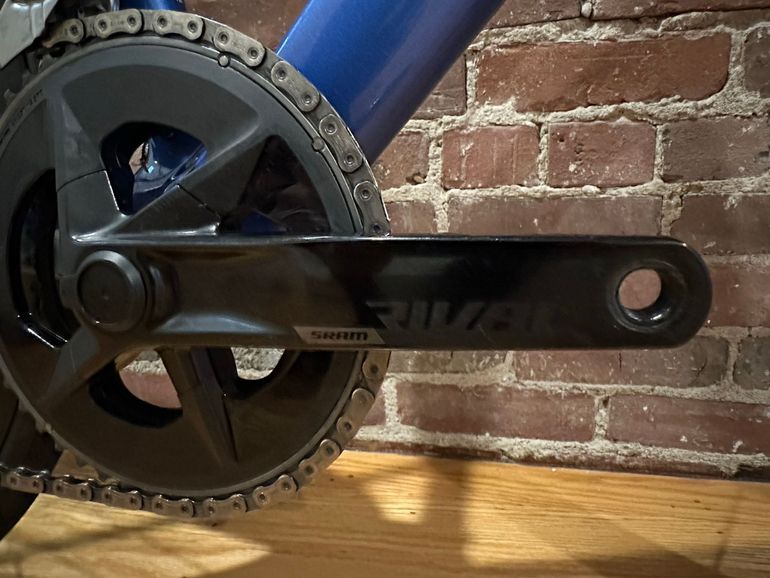Used Canyon Ultimate CF SL 7 eTap 2023 2023 Road & Gravel, Blue — image 6 of 8