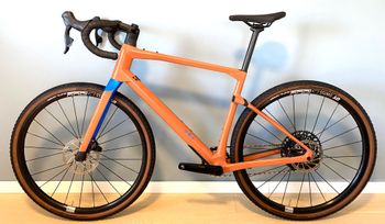 Used BMC URS 01 THREE 2022 2022 Road & Gravel, Orange — image 2 of 13