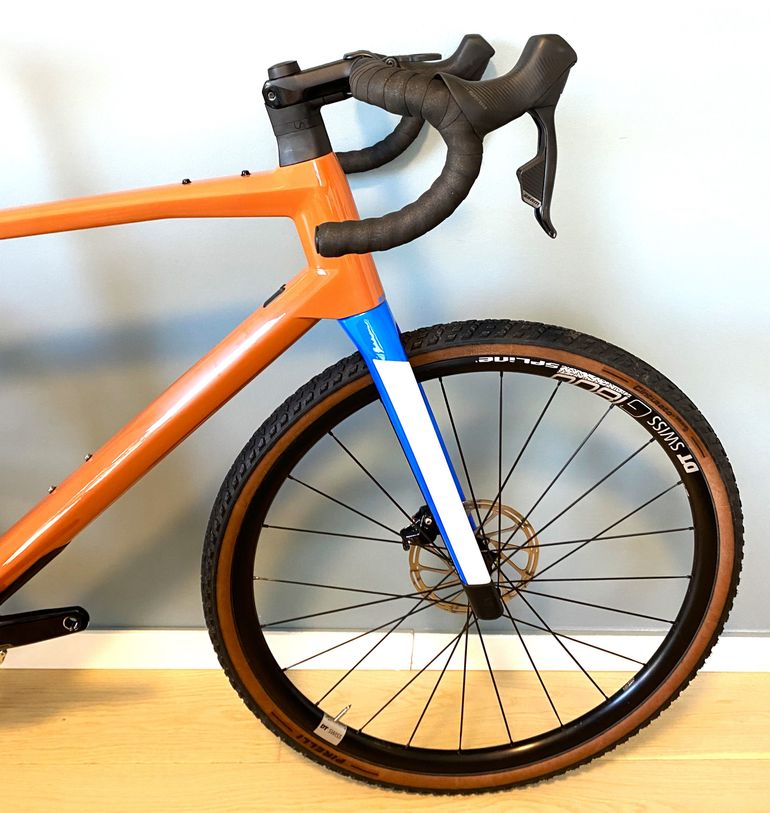 Used BMC URS 01 THREE 2022 2022 Road & Gravel, Orange — image 11 of 13