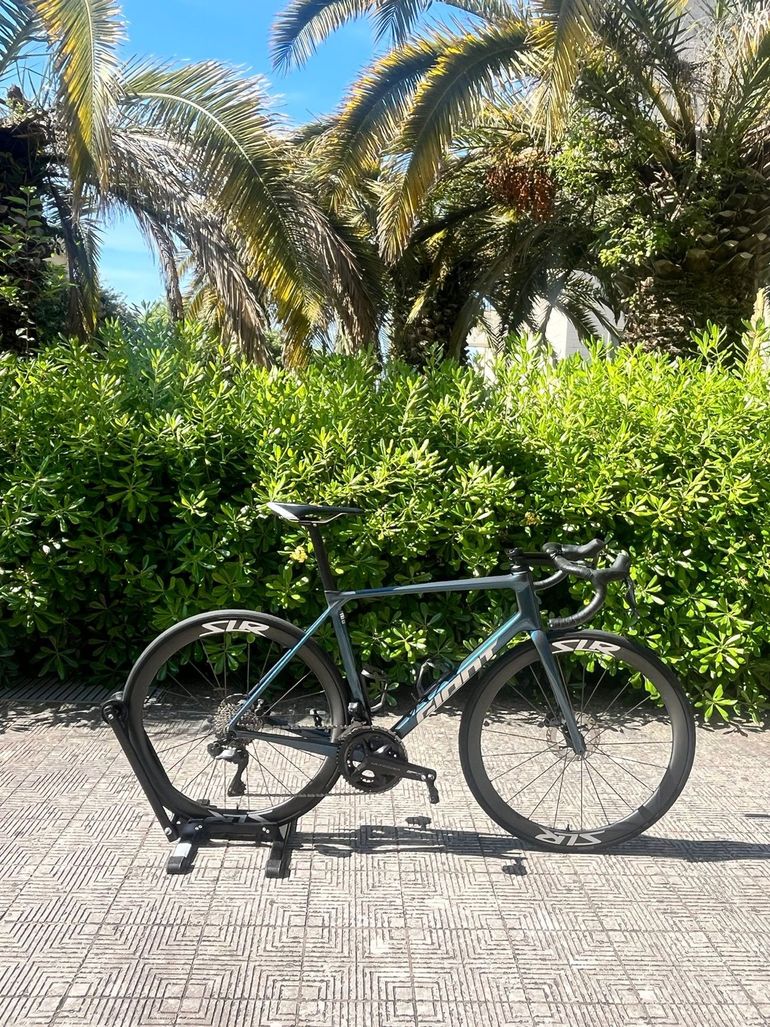 Used Giant Giant Tcr Pro 0 Kom 2025 Road & Gravel, Blue — image 1 of 6